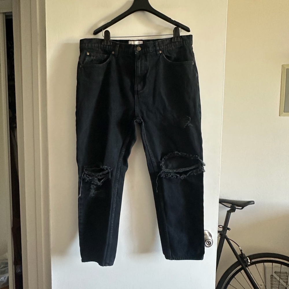 ROLLA’S Black Distressed Stubs Slim Short Leg Jeans size 36